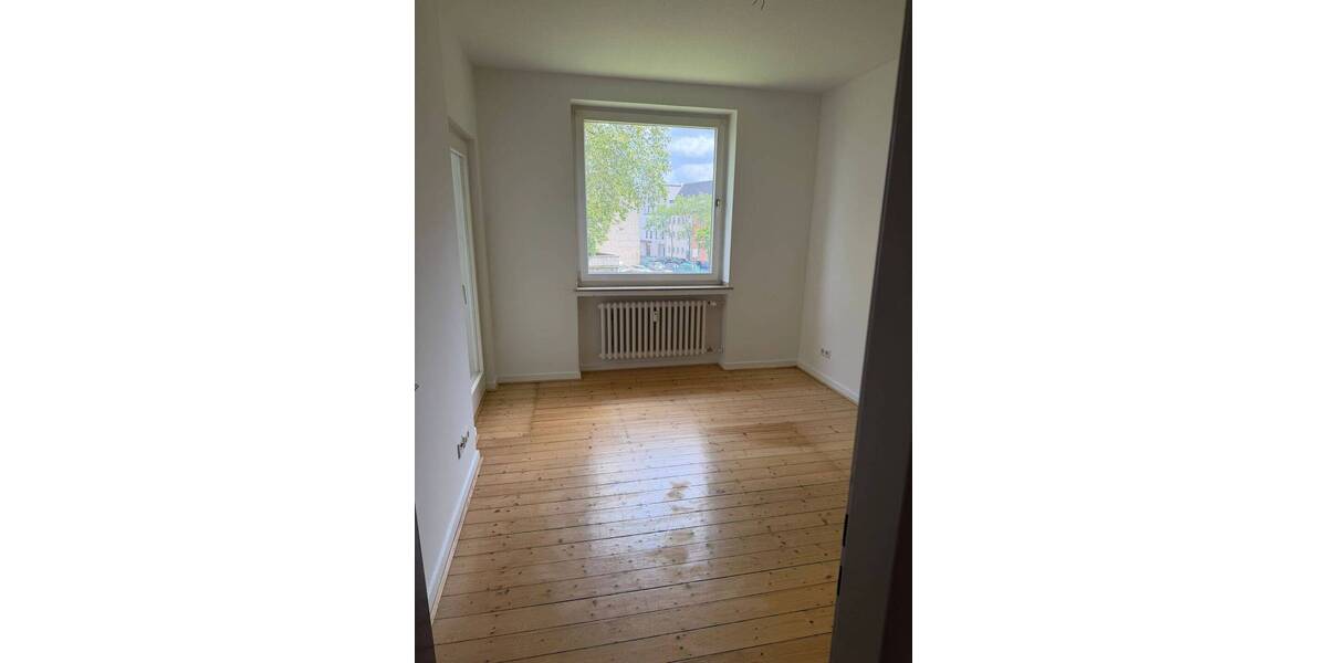 Etagenwohnung Duisburg Neudorf-Süd - 2 Zimmer, 39 m&sup2;, 340&euro; | Angebot:26683996