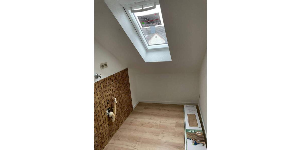 Etagenwohnung Bochum Harpen - 2 Zimmer, 83 m&sup2;, 176.500&euro; | Angebot:25835153