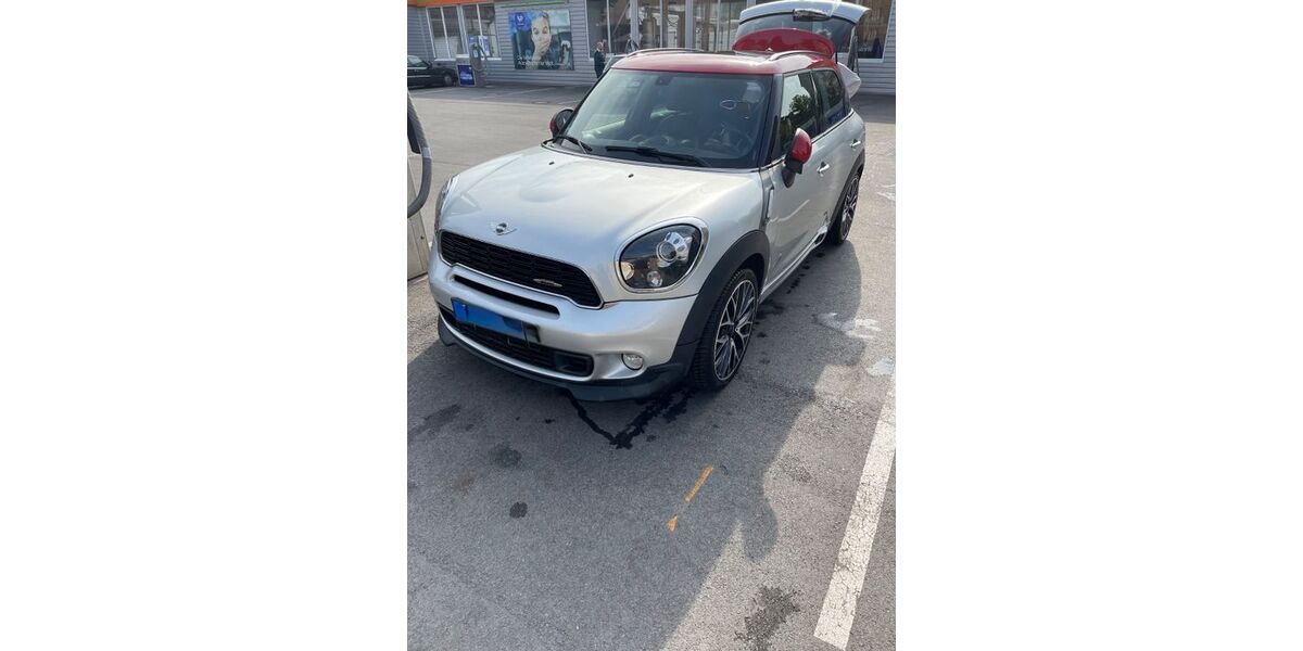 Mini John Cooper Works Countryman 131.000 km 11.650 &euro; Duisburg 47051