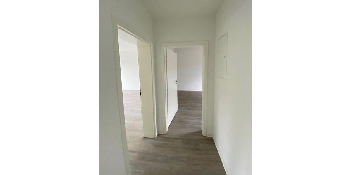Erdgeschoßwohnung Essen Stadtbezirk VI - 2.5 Zimmer, 63 m&sup2;, 629&euro; | Angebot:26694869