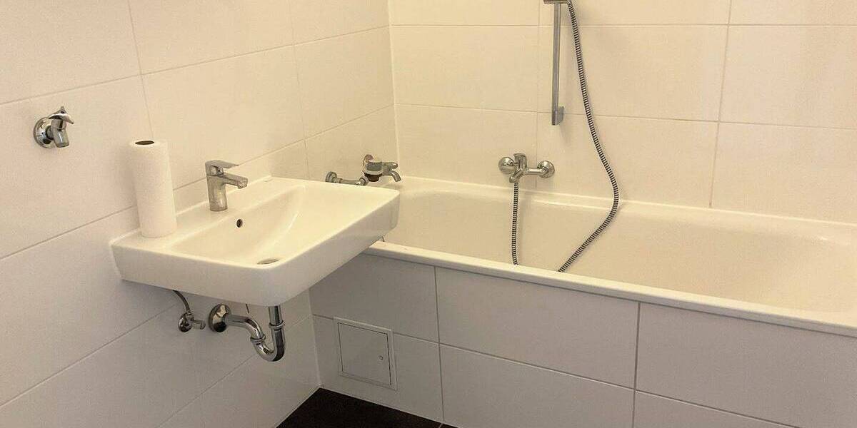 Etagenwohnung Bochum Querenburg - 3 Zimmer, 79 m&sup2;, 670&euro; | Angebot:26740287
