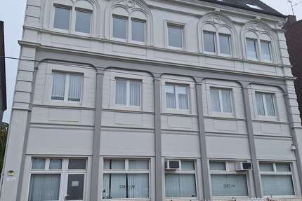Wohnung Gelsenkirchen Ückendorf - 2 Zimmer, 65 m&sup2;, 393&euro; | Angebot:25755980