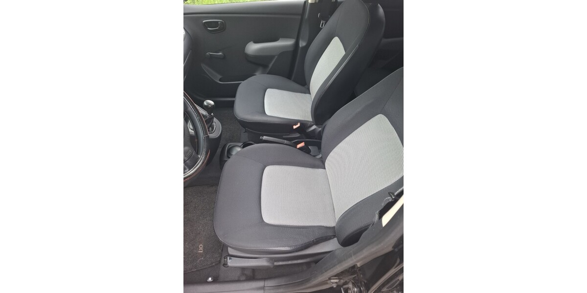 Hyundai i10 190.000 km 1.990 &euro; Essen 45121