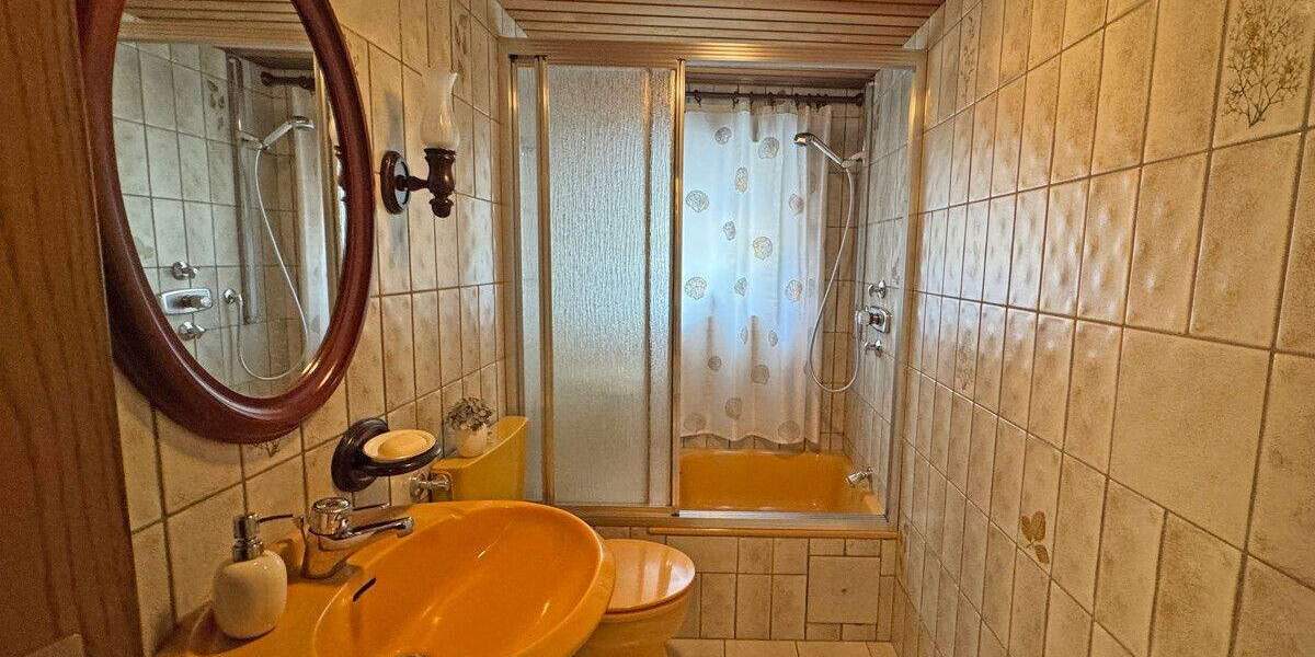 Einfamilienhaus Voerde Spellen - 5 Zimmer, 95 m&sup2;, 420.000&euro; | Angebot:25684450