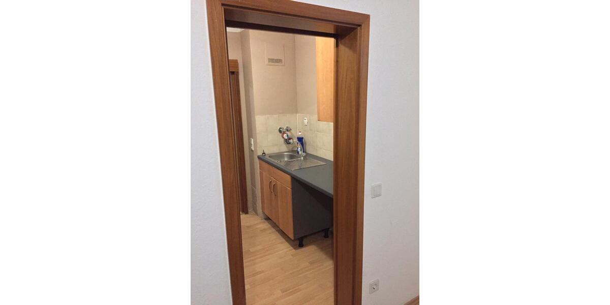 Erdgeschoßwohnung Essen Frillendorf - 3 Zimmer, 75 m&sup2;, 2.200&euro; | Angebot:26582048