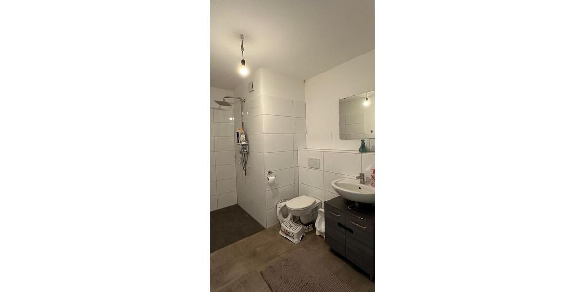 Etagenwohnung Voerde (Niederrhein) - 2 Zimmer, 62 m&sup2;, 355&euro; | Angebot:25539390