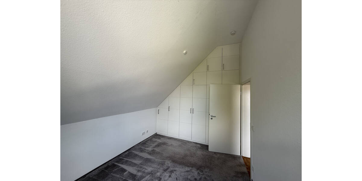 Etagenwohnung Essen Rüttenscheid - 3 Zimmer, 78 m&sup2;, 1.050&euro; | Angebot:26544423