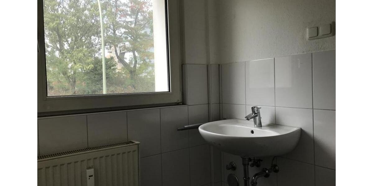 Erdgeschoßwohnung Duisburg Huckingen - 2 Zimmer, 56 m&sup2;, 509&euro; | Angebot:23810093