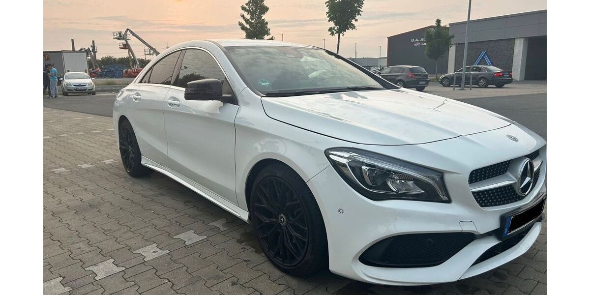 Mercedes-Benz CLA 180 95.000 km 20.900 &euro; Bottrop 46240