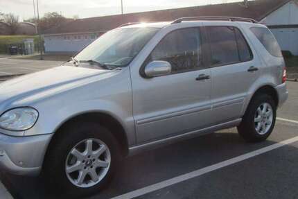 Mercedes-Benz ML 320 148.000 km 10.000 &euro; Herten 45699