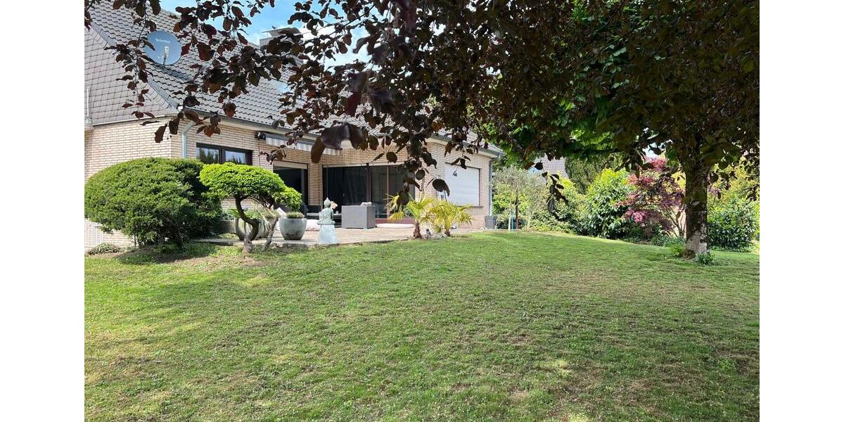 Einfamilienhaus Rheinberg - 5 Zimmer, 150 m&sup2;, 1.700&euro; | Angebot:26614753