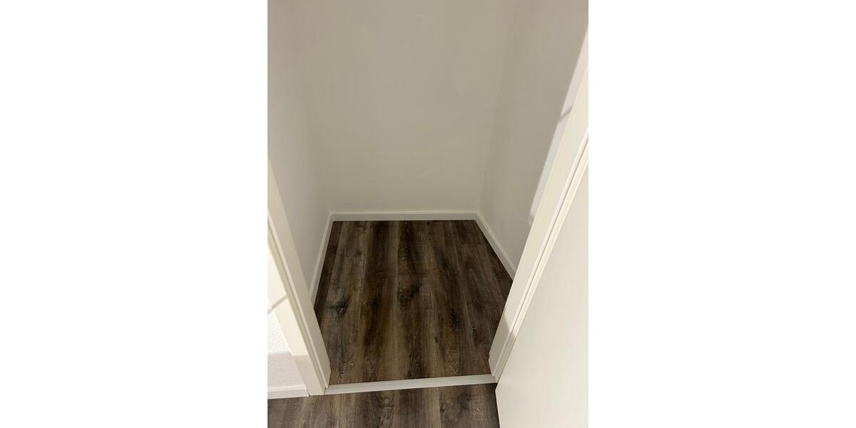 Etagenwohnung Mülheim an der Ruhr - 3 Zimmer, 112 m&sup2;, 950&euro; | Angebot:25956684