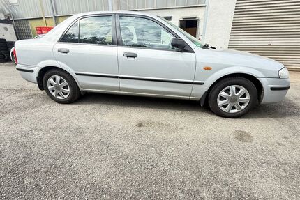 Mazda 323 80.000 km 1.950 &euro; Herne 44629