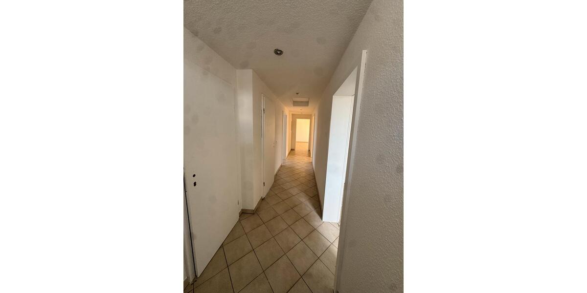 Dachgeschoßwohnung Gelsenkirchen Gelsenkirchen-West - 3.5 Zimmer, 85 m&sup2;, 515&euro; | Angebot:25918028