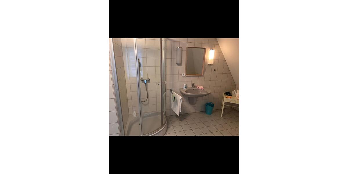Dachgeschoßwohnung Gelsenkirchen Resse - 4 Zimmer, 138 m&sup2;, 1.090&euro; | Angebot:26536696