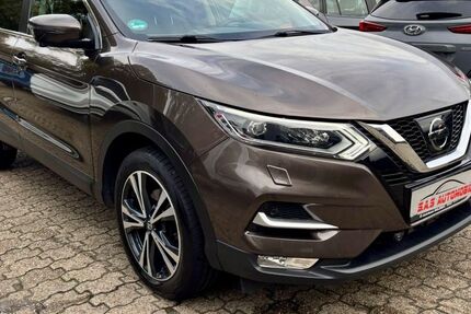 Nissan Qashqai 108.320 km 13.999 &euro; Moers 47445