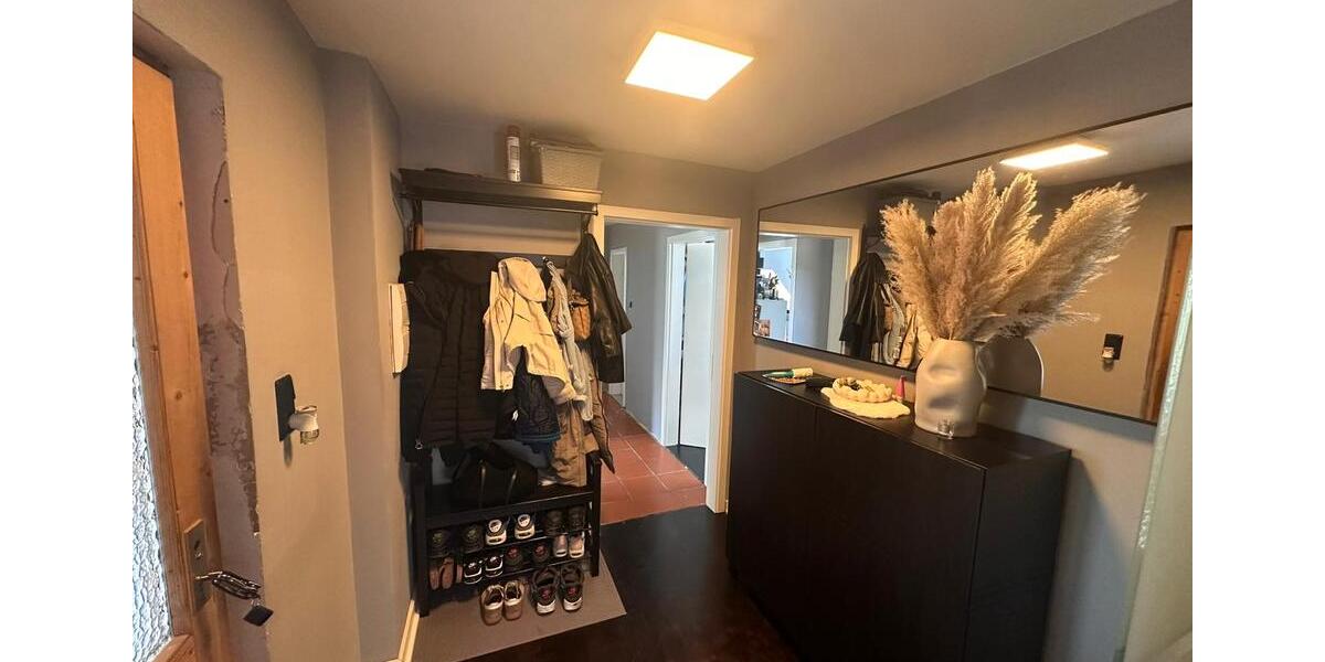 Dachgeschoßwohnung Gelsenkirchen - 3 Zimmer, 84 m&sup2;, 134.000&euro; | Angebot:26993477