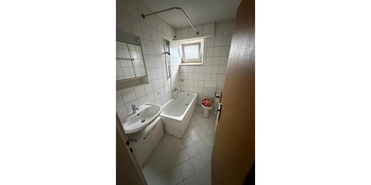 Etagenwohnung Duisburg Mittelmeiderich - 2 Zimmer, 47 m&sup2;, 520&euro; | Angebot:26579697