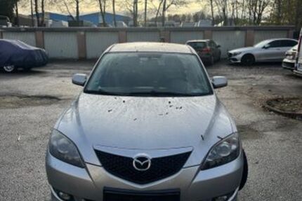Mazda 3 136.000 km 2.499 &euro; Essen 45144