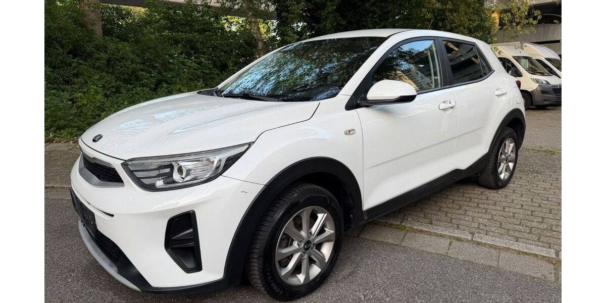 Kia Stonic 157.345 km 8.950 &euro; Essen 45276