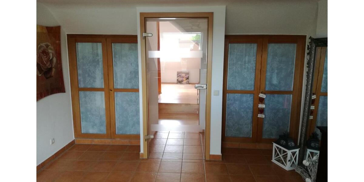 Dachgeschoßwohnung Gelsenkirchen Gelsenkirchen-Nord - 3 Zimmer, 49 m&sup2;, 500&euro; | Angebot:25948925