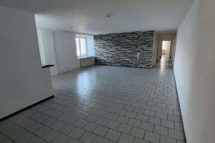 Wohnung Duisburg Friemersheim - 5 Zimmer, 156 m&sup2;, 650&euro; | Angebot:26107352