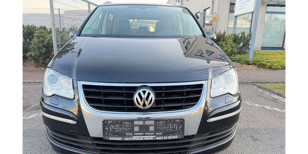 VW Touran 217.000 km 3.499 &euro; Oberhausen 46047