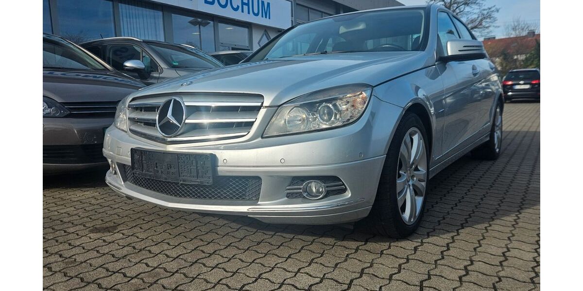 Mercedes-Benz C 180 130.272 km 9.999 &euro; Bochum 44866