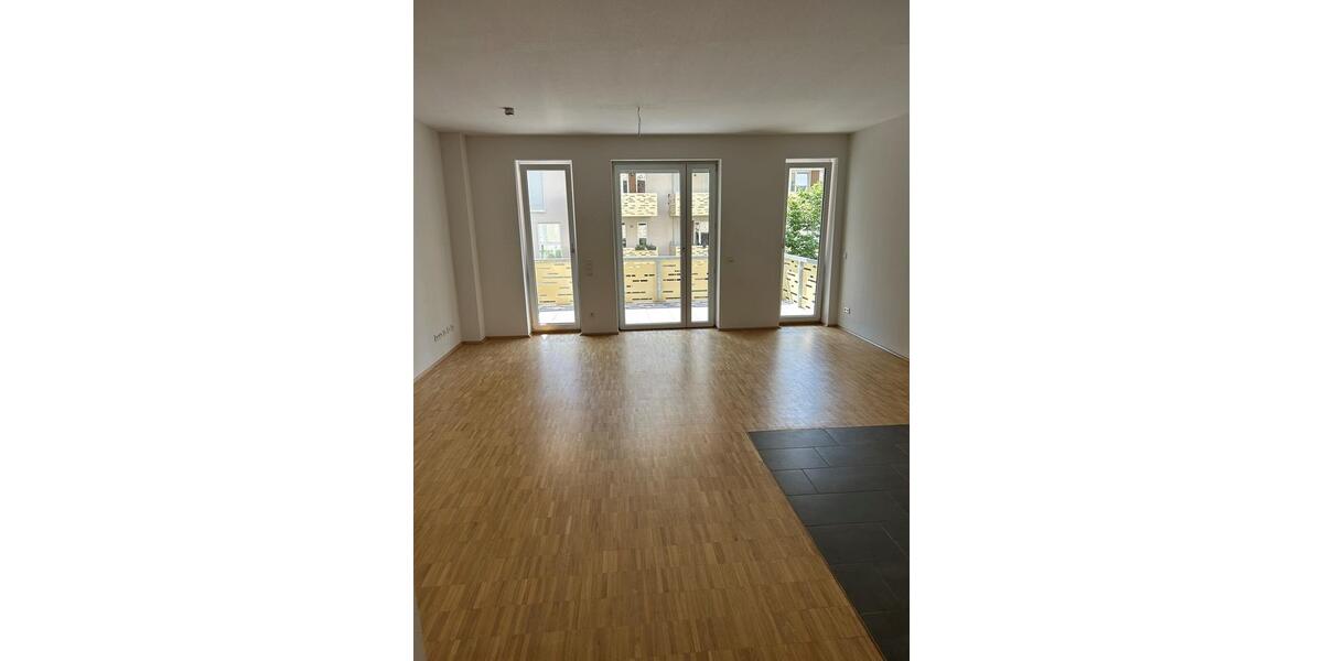 Etagenwohnung Essen Stadtkern - 3.5 Zimmer, 84 m&sup2;, 1.011&euro; | Angebot:26615944