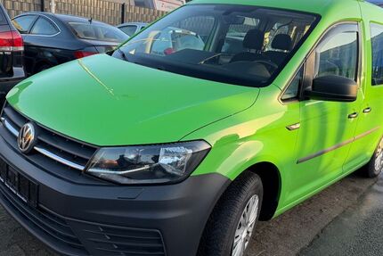 VW Caddy 213.400 km 9.508 &euro; Moers 47445