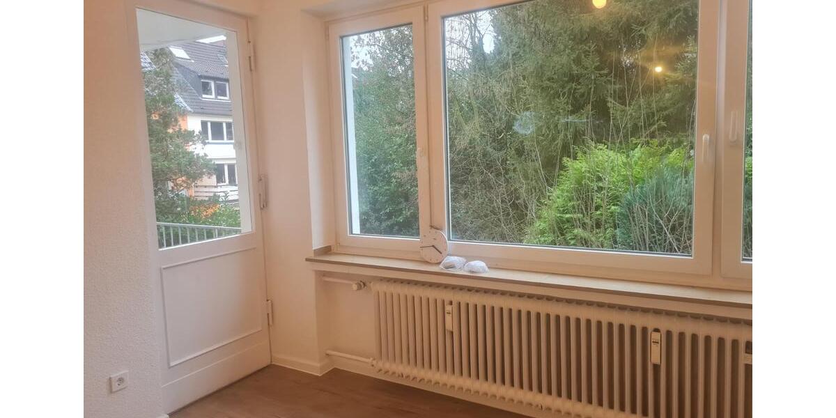 Etagenwohnung Essen Stadtbezirk II - 3 Zimmer, 84 m&sup2;, 1.060&euro; | Angebot:25381671