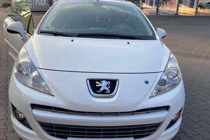 Peugeot 207 82.000 km 6.300 &euro; Bochum 44894