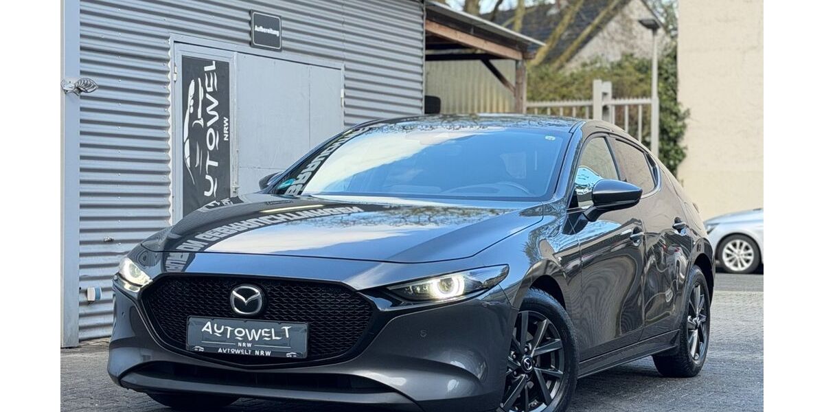 Mazda 3 276.397 km 7.900 &euro; Oberhausen 46049