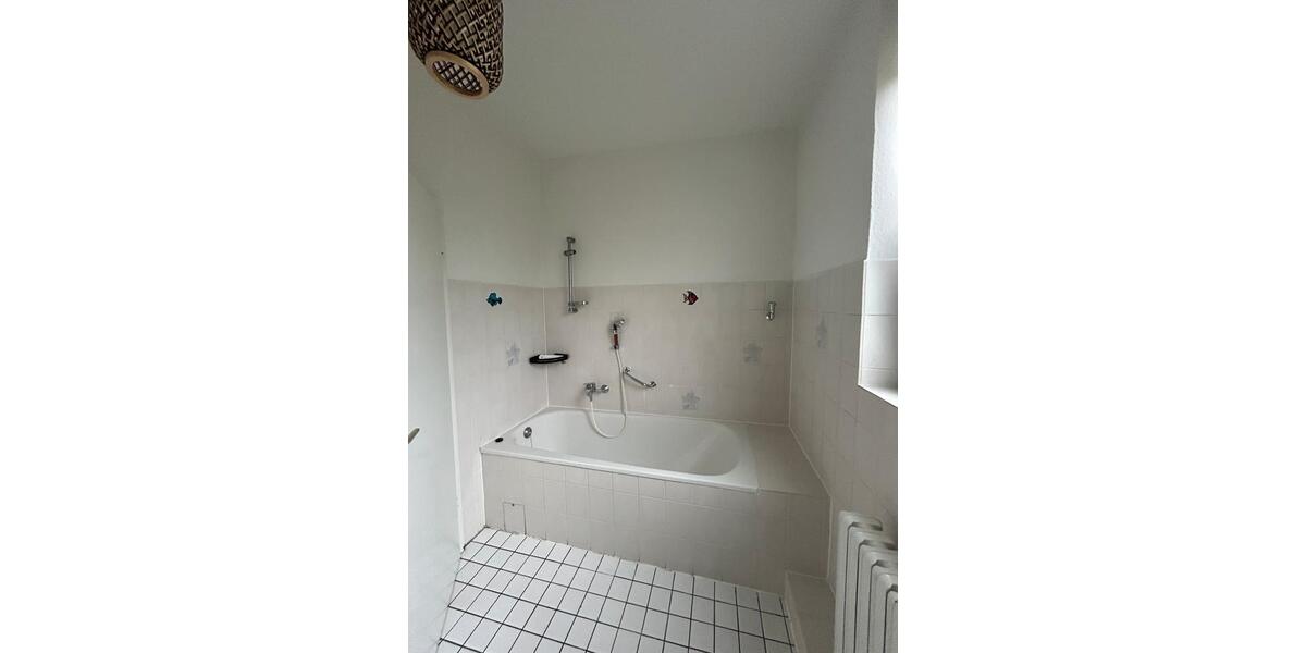 Dachgeschoßwohnung Recklinghausen Berghausen - 4.5 Zimmer, 81 m&sup2;, 1.050&euro; | Angebot:25641730