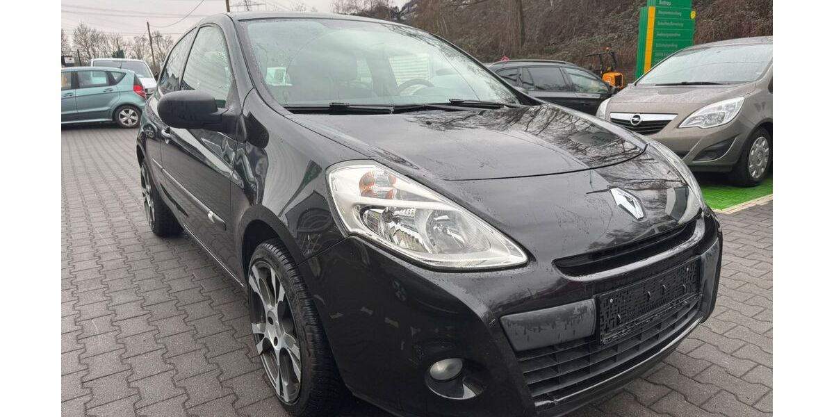 Renault Clio 132.000 km 2.890 &euro; Bottrop 46238
