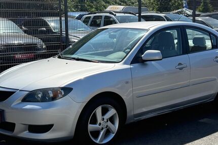 Mazda 3 115.000 km 2.499 &euro; ESSEN 45329