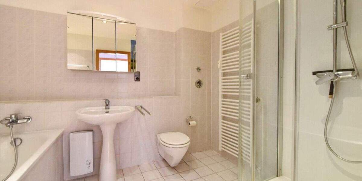 Etagenwohnung Duisburg / Rahm Rahm - 4 Zimmer, 108 m&sup2;, 329.000&euro; | Angebot:25801088