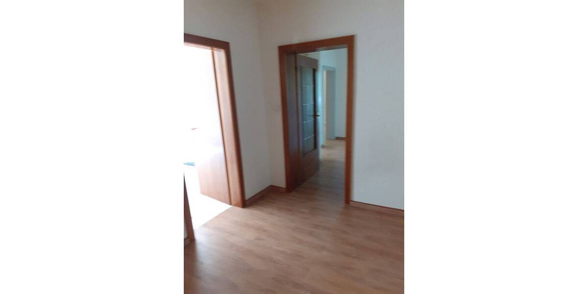 Etagenwohnung Bochum Stiepel - 5 Zimmer, 120 m&sup2;, 1.200&euro; | Angebot:26806244