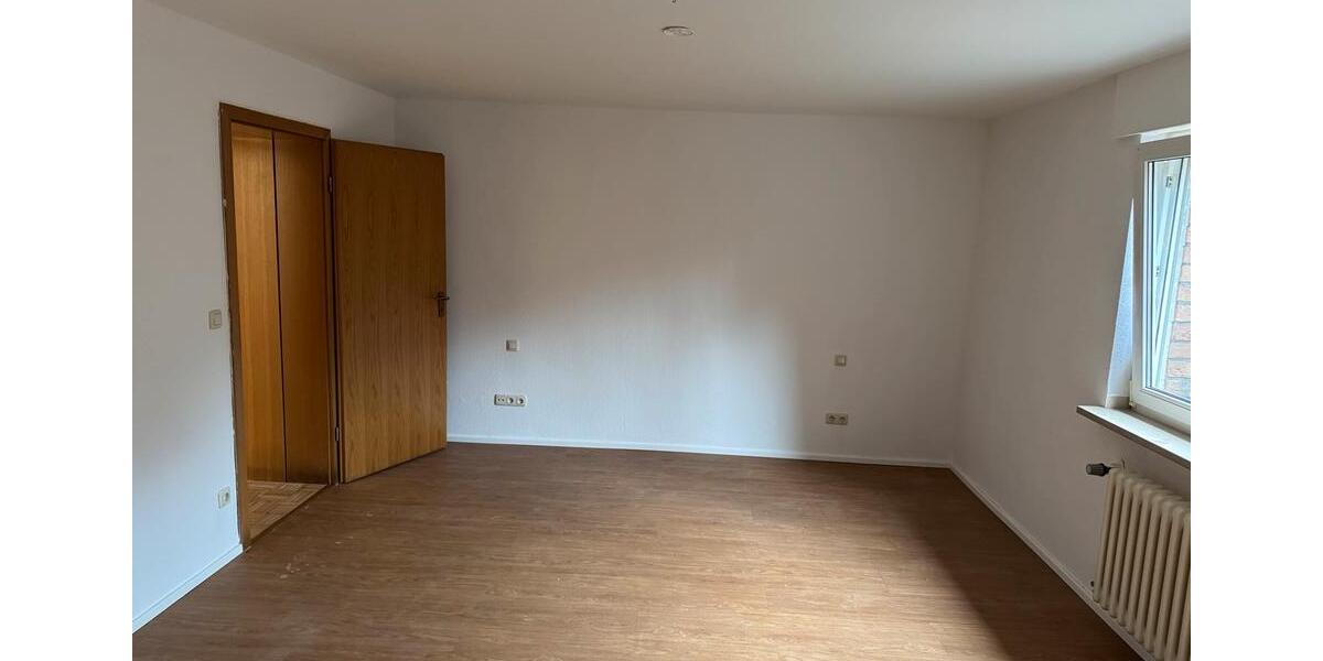 Etagenwohnung Essen Stadtbezirk IV - 2 Zimmer, 74 m&sup2;, 790&euro; | Angebot:25409330