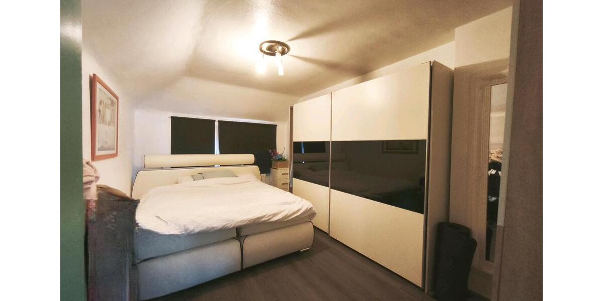 Dachgeschoßwohnung Herne Wanne-Bickern - 3 Zimmer, 55 m&sup2;, 115.000&euro; | Angebot:25810241