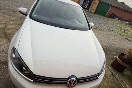 VW Golf 211.000 km 5.200 &euro; Heiden 46359