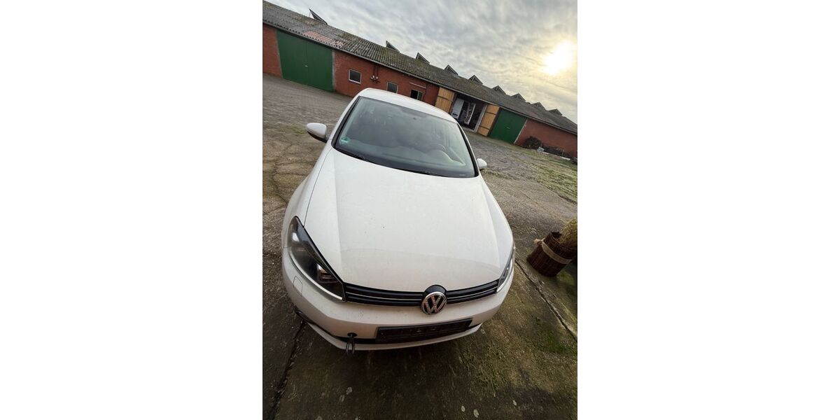 VW Golf 211.000 km 5.600 &euro; Heiden 46359