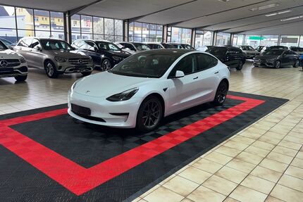 Tesla Model 3 33.197 km 27.500 &euro; Oberhausen 46047