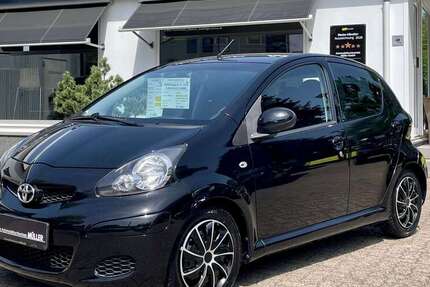 Toyota Aygo 100.500 km 4.990 &euro; Mülheim/Ruhr , Stadteil: Mülheim Saarn 45481