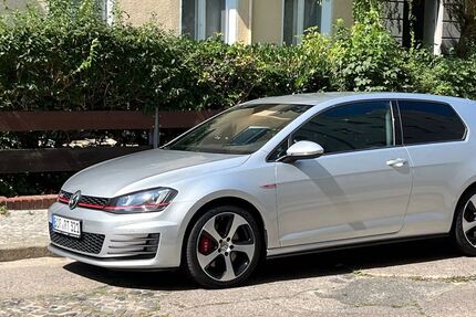 VW Golf 139.418 km 16.200 &euro; Raesfeld 46348