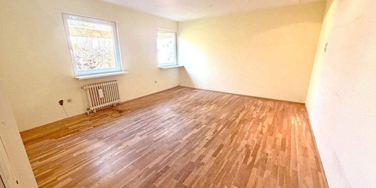 Einfamilienhaus Moers Utfort - 5 Zimmer, 203 m&sup2;, 420.000&euro; | Angebot:25684460