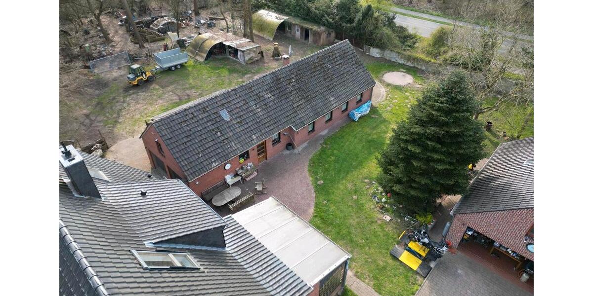 Mehrfamilienhaus, Wohnhaus Hünxe - 9 Zimmer, 180 m&sup2;, 770.000&euro; | Angebot:25810971