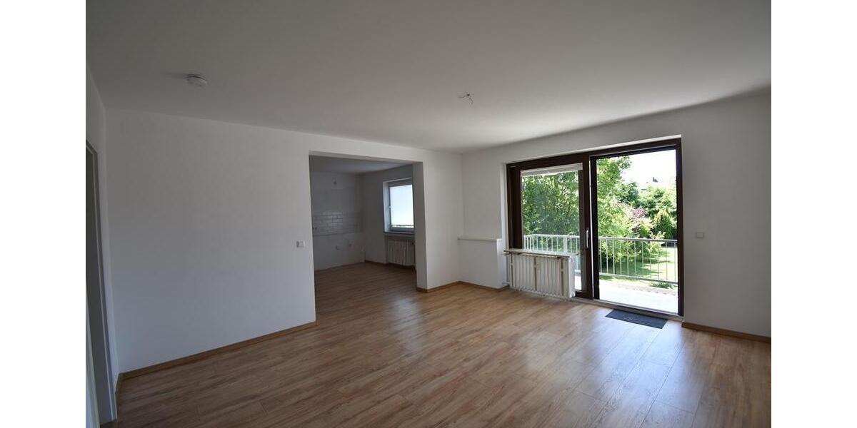 Etagenwohnung Essen Stadtbezirk VI - 4 Zimmer, 145 m&sup2;, 1.450&euro; | Angebot:22040281