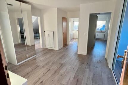 Wohnung Voerde (Niederrhein) - 3 Zimmer, 78 m&sup2;, 740&euro; | Angebot:26534131