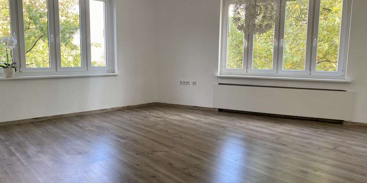 Etagenwohnung Essen Stadtkern - 3 Zimmer, 77 m&sup2;, 84.000&euro; | Angebot:26159503